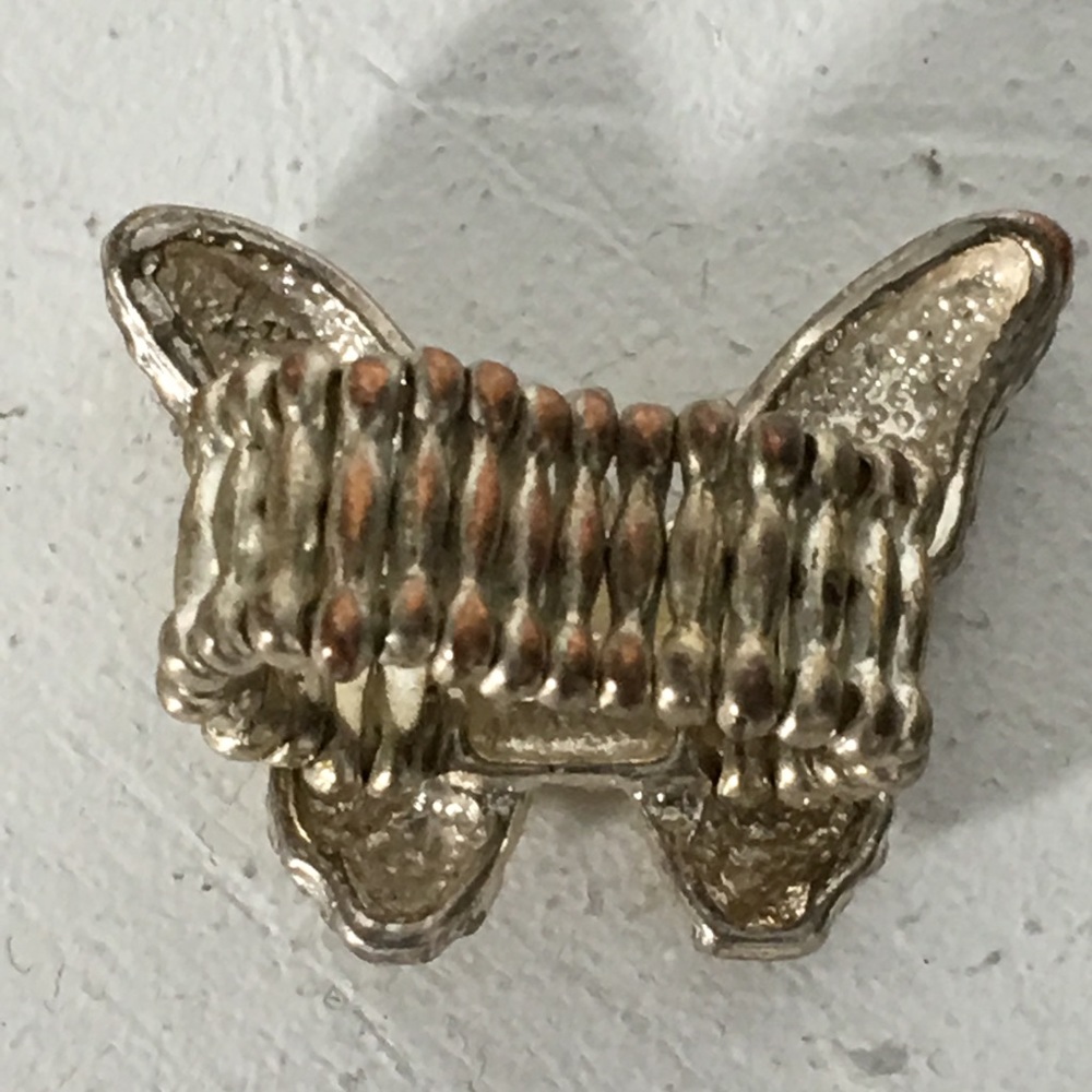 Vintage Rhinestone Butterfly 🦋 Ring - Picture 6 of 8